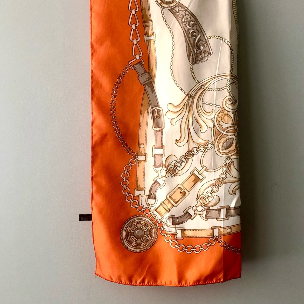 Nouveau Faux-Silk Scarf